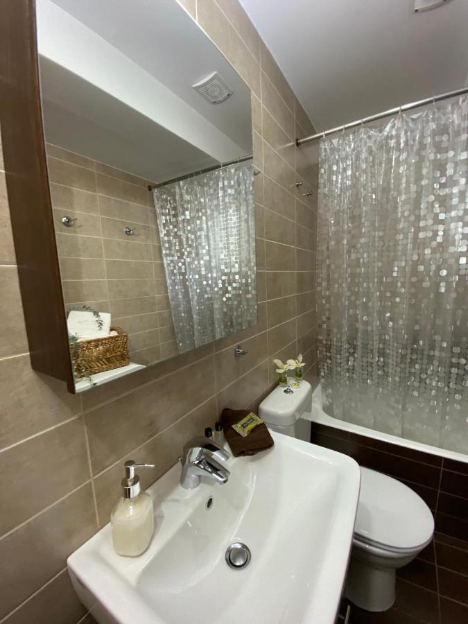Airport Tk Luxury Home 阿特米达 外观 照片